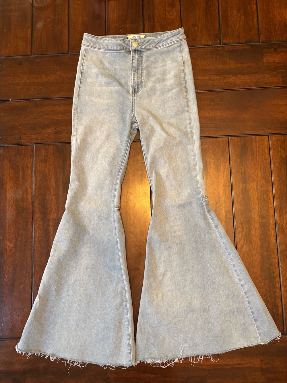 We The Free Float on Flare Light Blue High Rise Blue Jeans Free People Boho 27